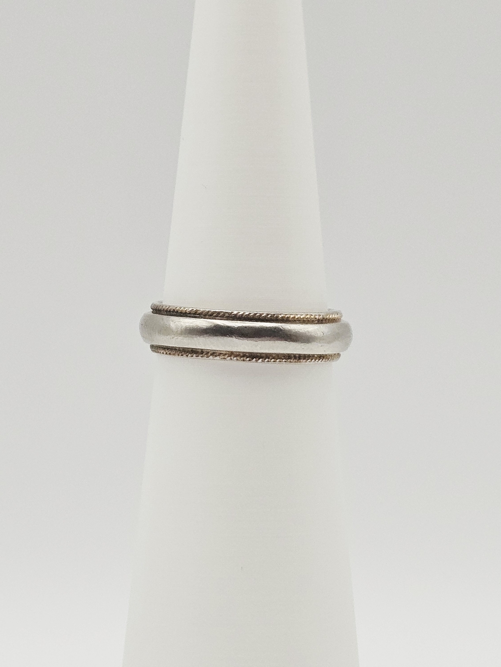 Sterling Silver Band Ring with Rope Design